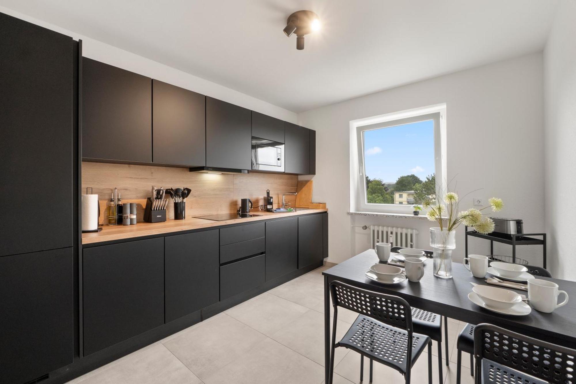 *Top* Moderne Wohnung - Naehe Koeln: Dom, Messe, Flughafen, Lanxess-Arena Бергиш-Гладбах Экстерьер фото