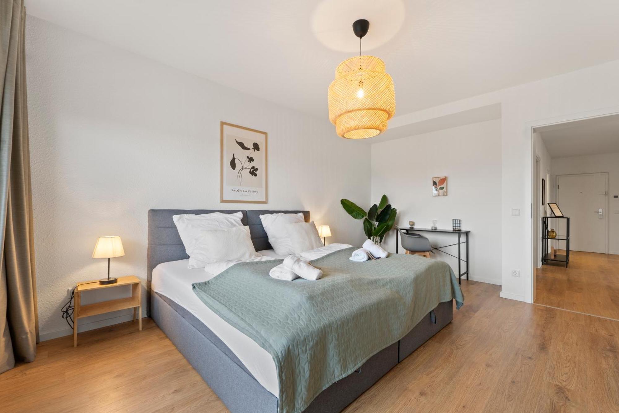 *Top* Moderne Wohnung - Naehe Koeln: Dom, Messe, Flughafen, Lanxess-Arena Бергиш-Гладбах Экстерьер фото