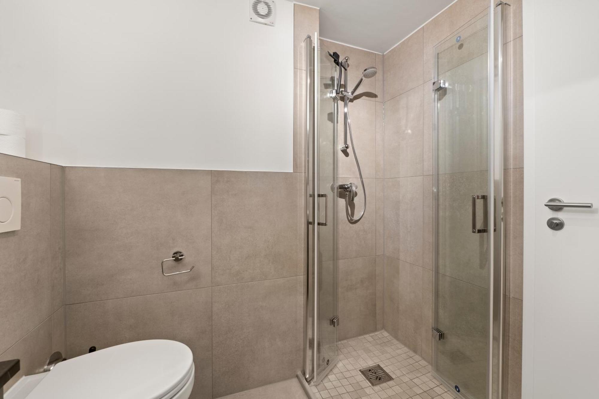 *Top* Moderne Wohnung - Naehe Koeln: Dom, Messe, Flughafen, Lanxess-Arena Бергиш-Гладбах Экстерьер фото